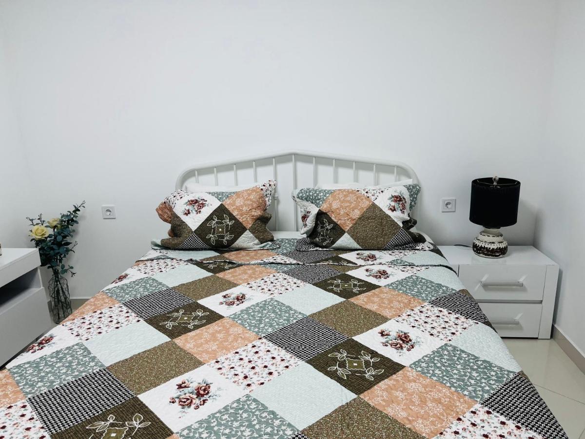 Techas City Center Luxurious Suites & Rooms Praia Kültér fotó