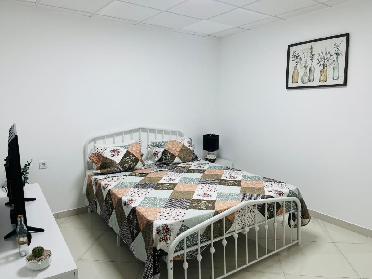 Techas City Center Luxurious Suites & Rooms Praia Kültér fotó