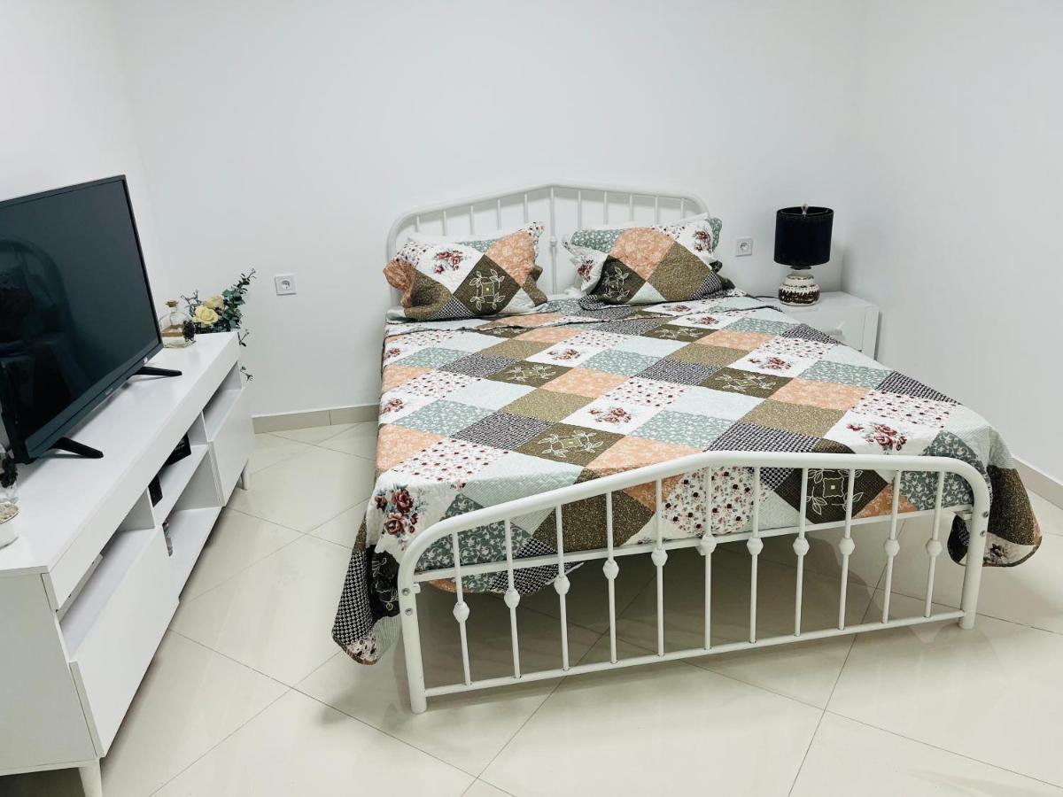 Techas City Center Luxurious Suites & Rooms Praia Kültér fotó